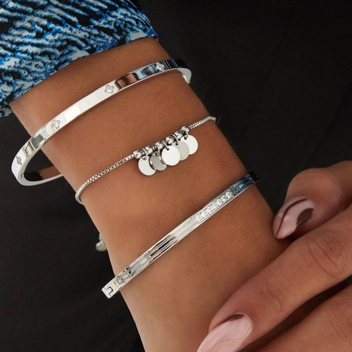 Shiny Stones Bangle – Gold