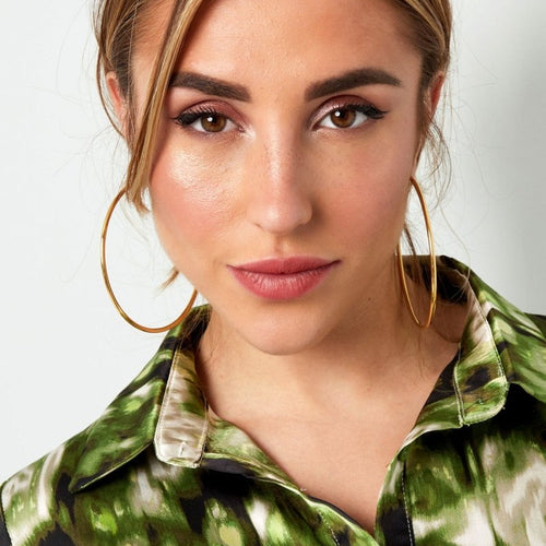 Basic Narrow Hoop Earrings – Gold
