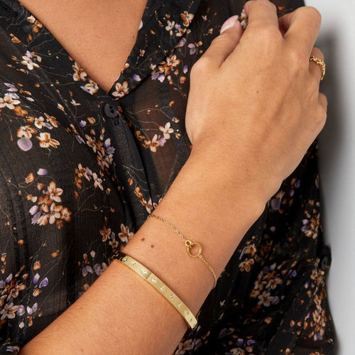 Chain-Connected Bracelet – Silver