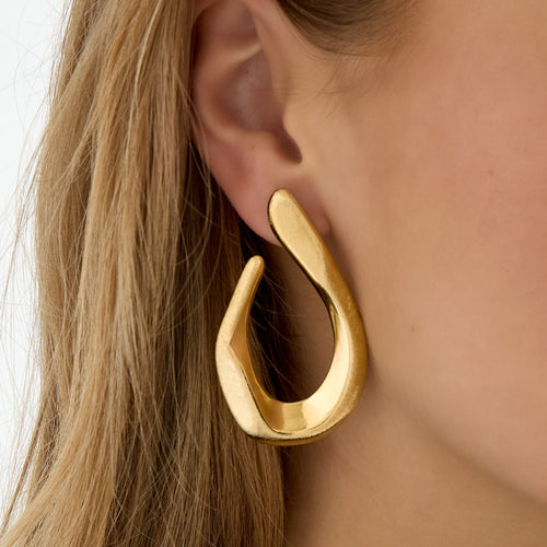 Flowy Hoop Earrings – Silver