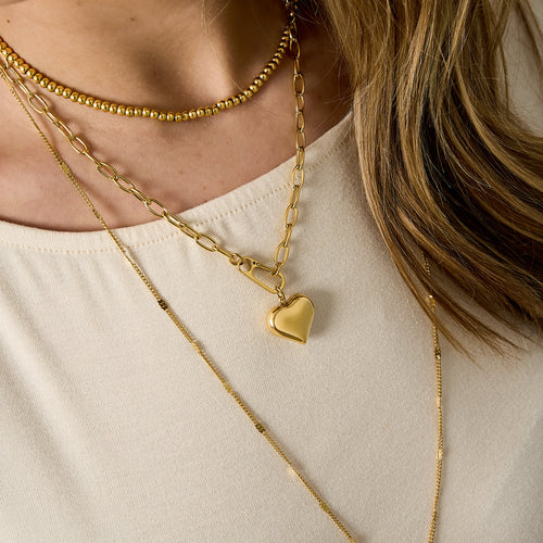 Bold Heart Link Necklace Gold