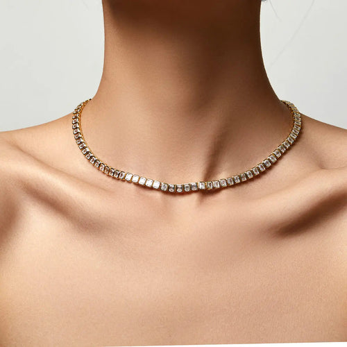Smaragd-Umrandetes Tennis-Necklace