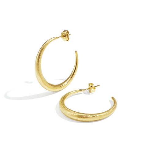 Soft Curve Hoop Earrings – Gold