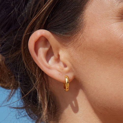 Fette Huggie-Earrings