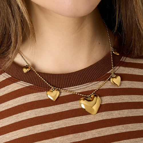 Love Drops Necklace Gold