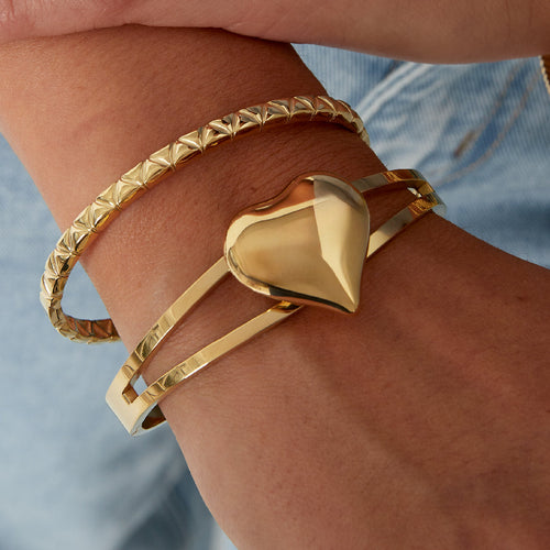 Bold Heart Bangle – Gold