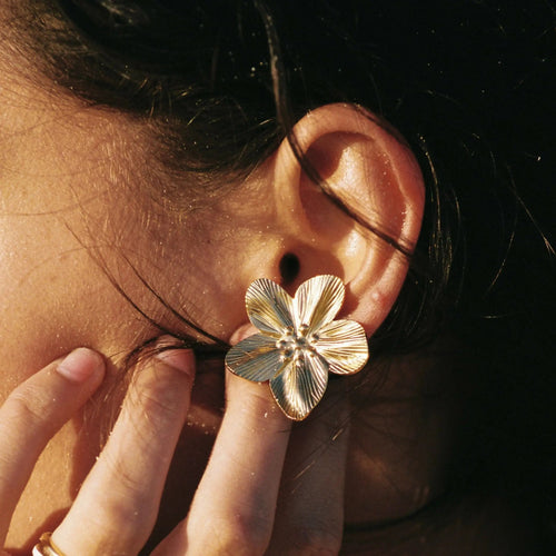 Hibiskus Earrings