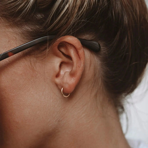Kleine Huggie-Hoop-Earrings